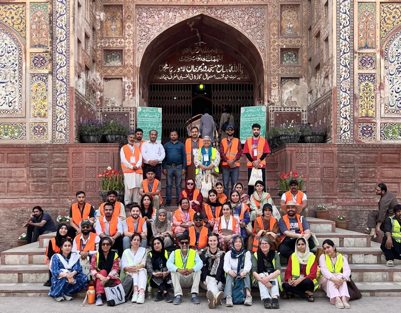 Collective Research on Mughal Lahore